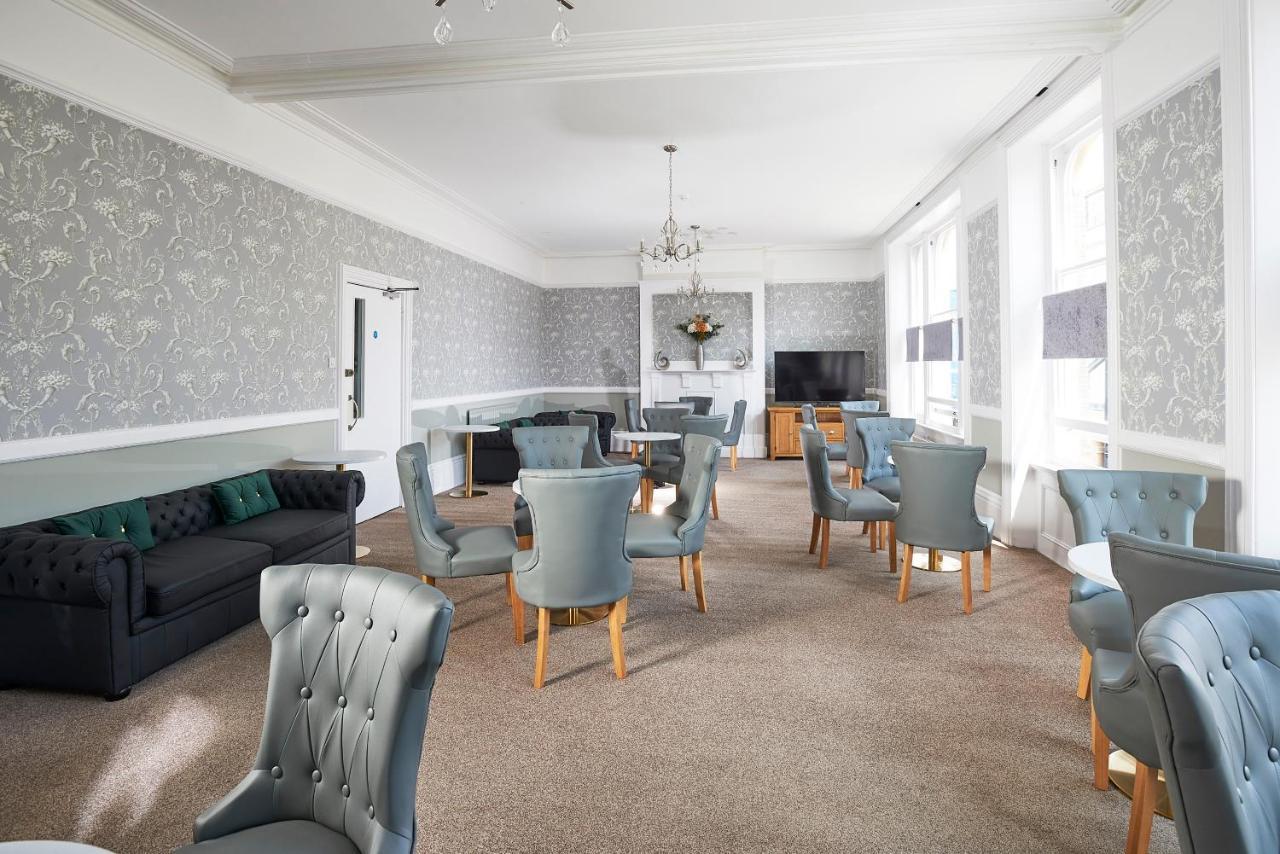 The Crown 3* Weymouth